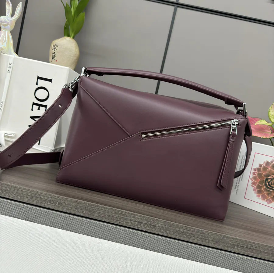 P850.LOw℮ Puzzle Shoulder Bag in Soft Calfskin