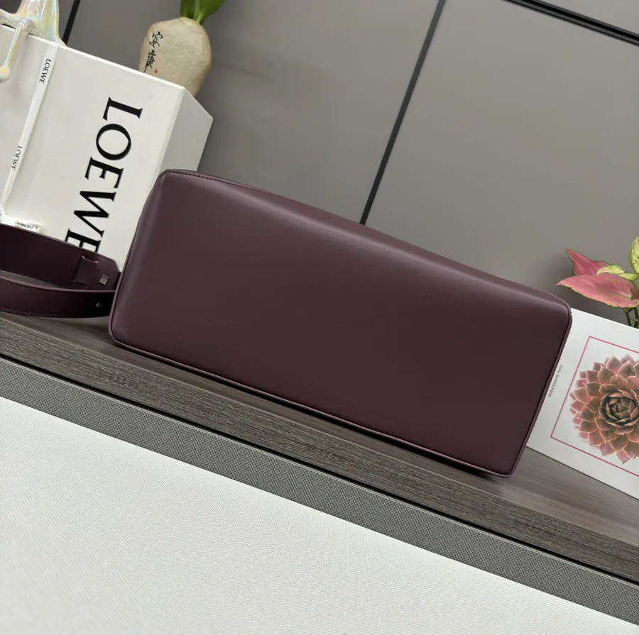 P850.LOw℮ Puzzle Shoulder Bag in Soft Calfskin