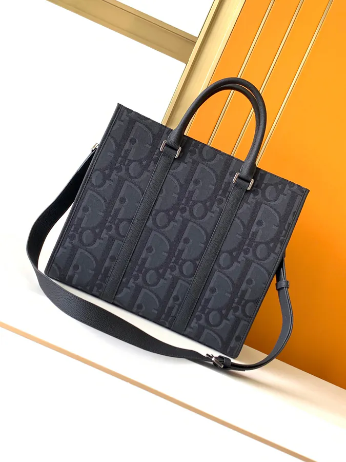 New 232 Black Large D Bag Saddle Tote with Luxury Grained Calfskin