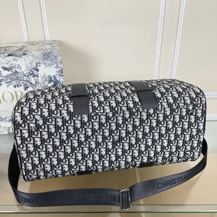 Blue D 6979 1 Luxury Travel Bag