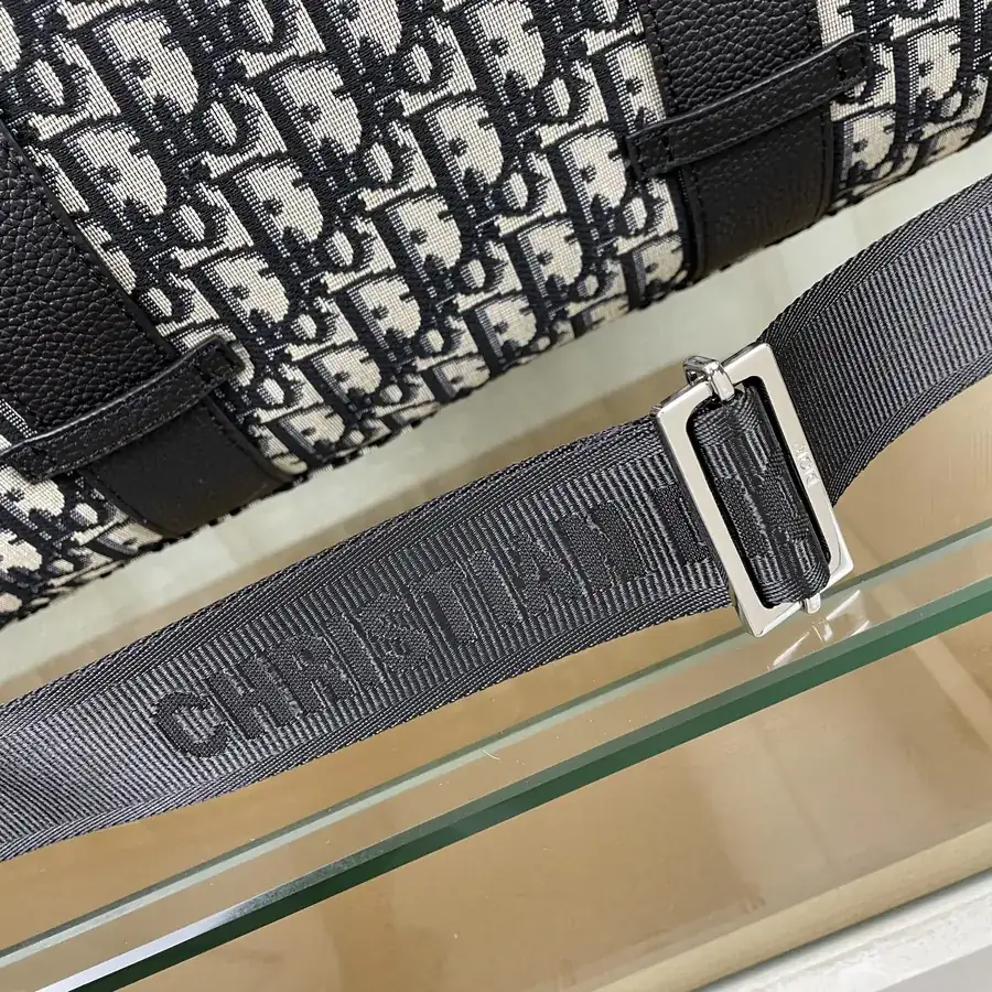 Blue D 6979 1 Luxury Travel Bag