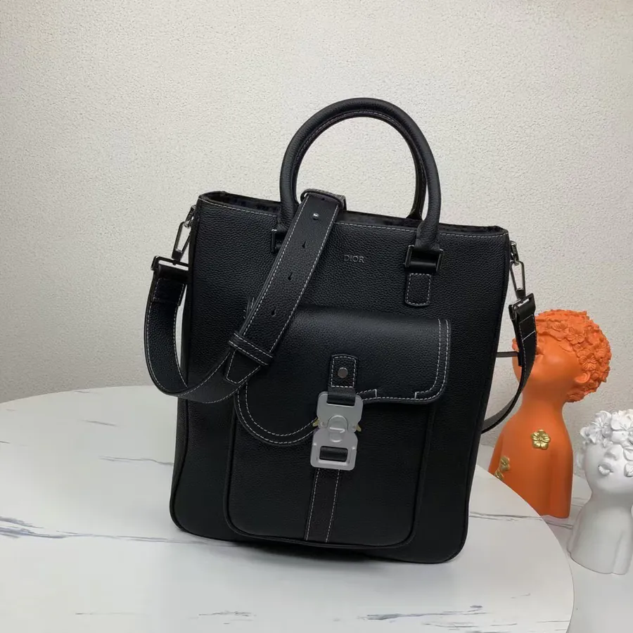 Saddle Bag in Black Grained Calfskin