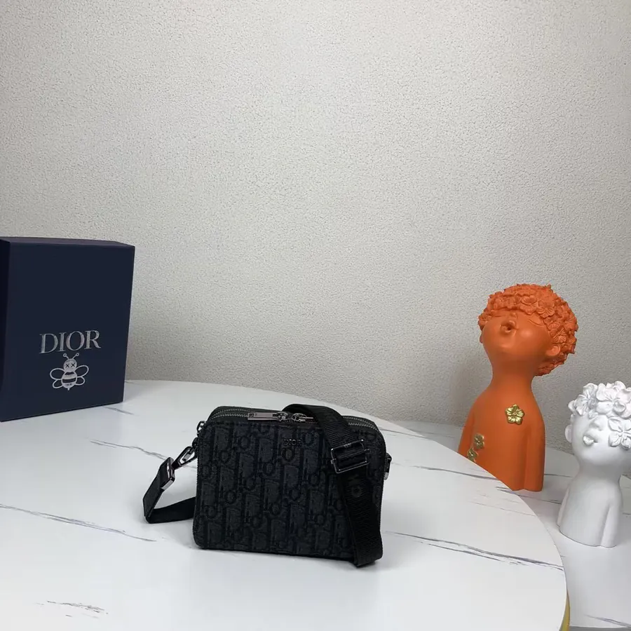 Oblique Print Bucket Bag 1967 House Design, Modern Elegance