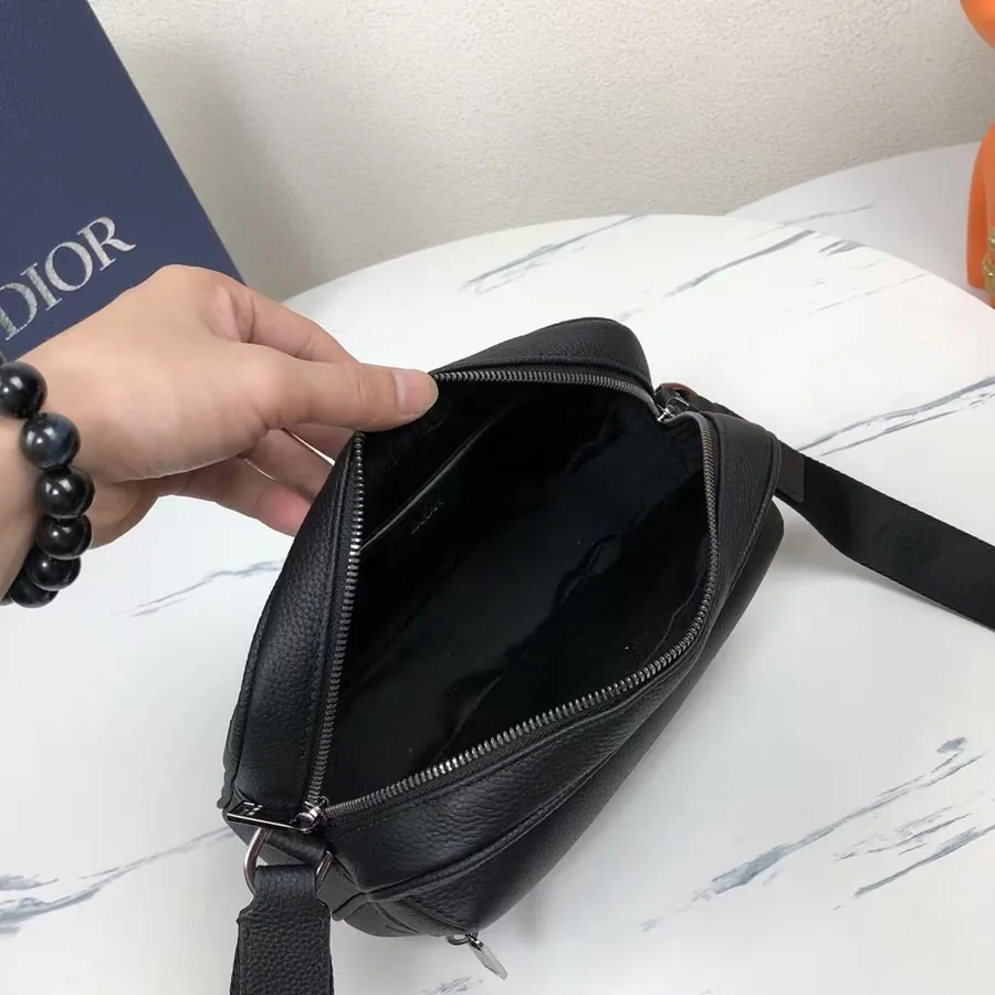 Rider 2.0 Zip Messenger Bag Black