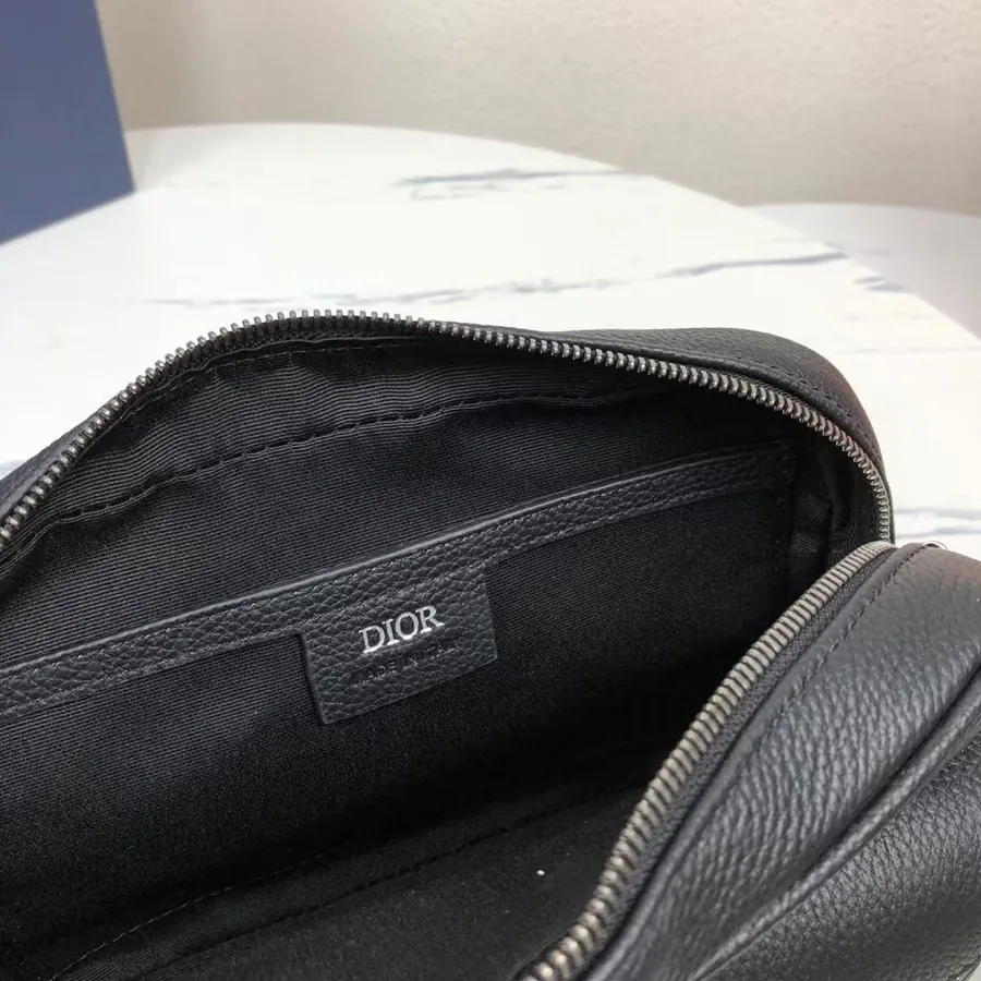Rider 2.0 Zip Messenger Bag Black