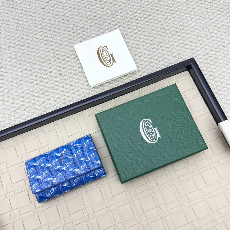 Saint Suice 3 Fold Keychain Compact Design