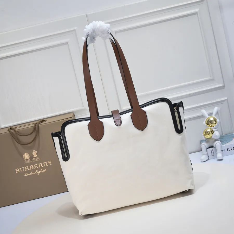B House The Belt Shopping Bag with Cotton Canvas and Leather