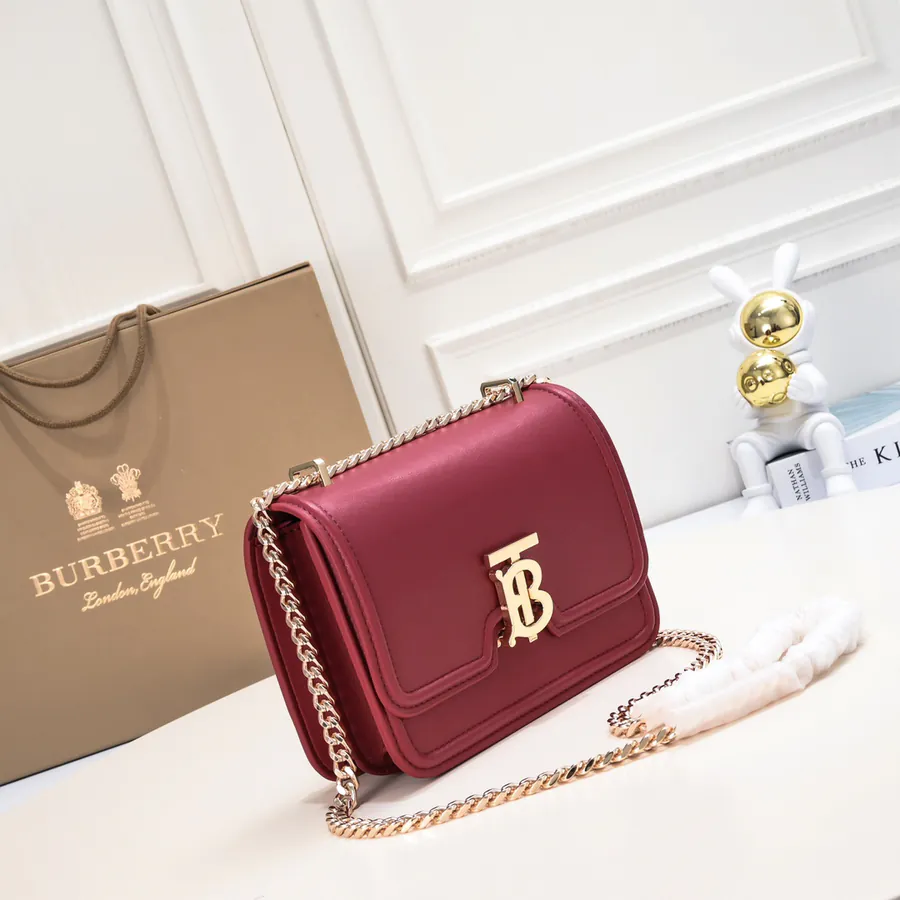 Thomas Burberry TB Exclusive Logo Zip Tote