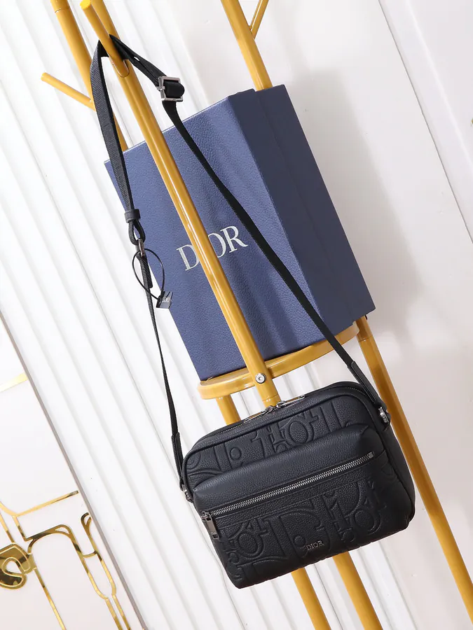 Rider 2.0 Zip Messenger Bag Black