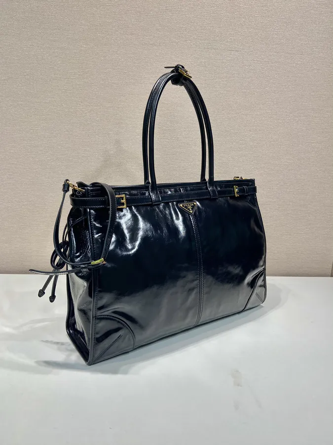 LusSolf Oil Tanned Leather Large Handbag