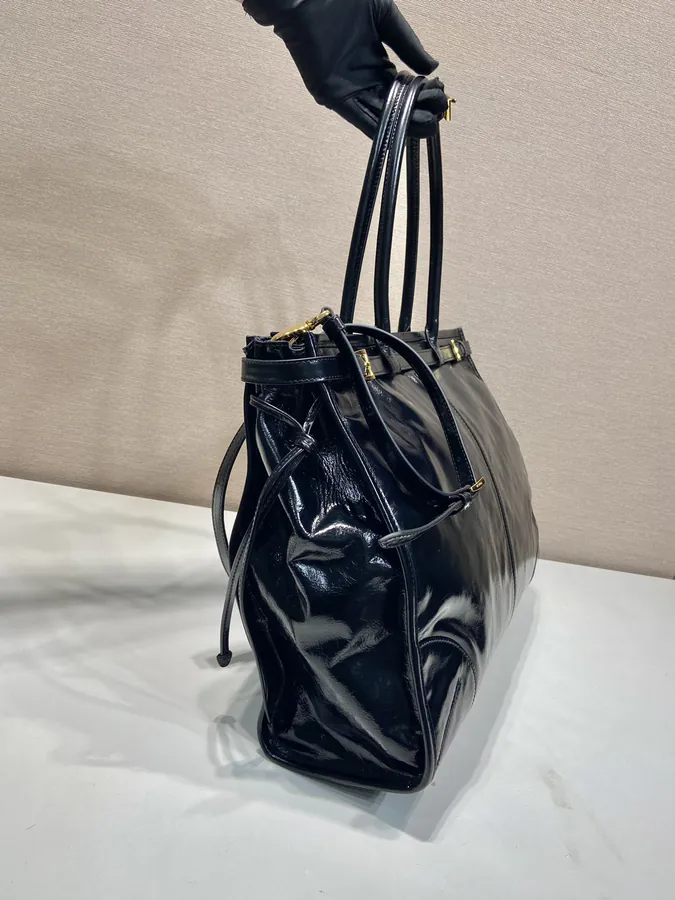 LusSolf Oil Tanned Leather Large Handbag
