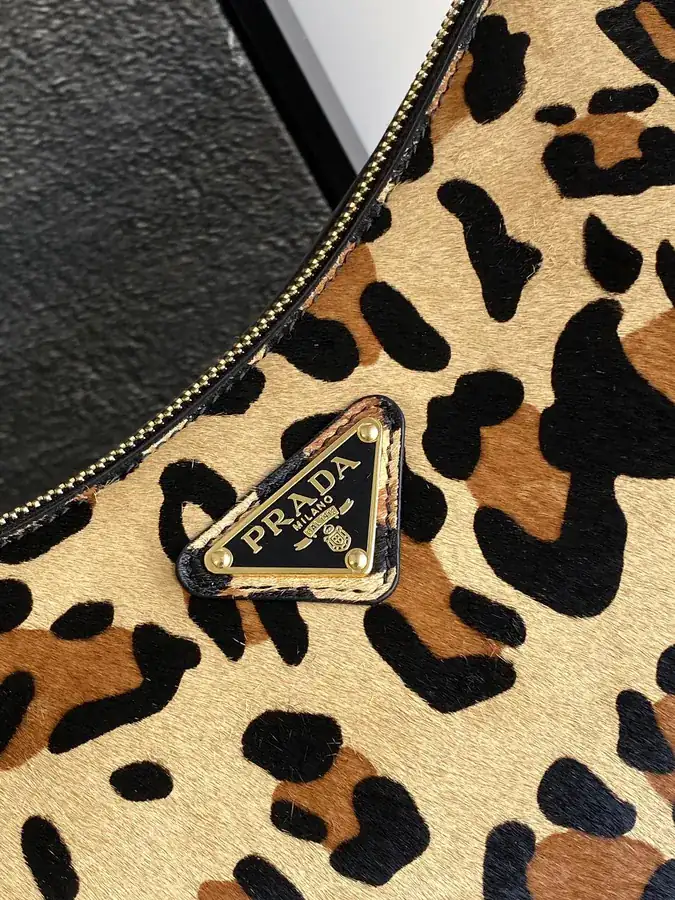 Aimee Crossbody Bag with Leopard Print