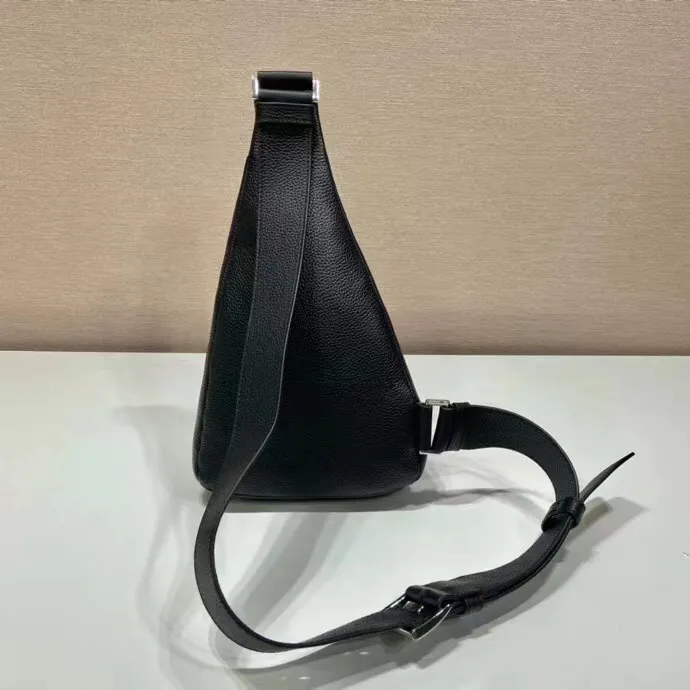 P Brand 2VZ098 New Crossbody Bag