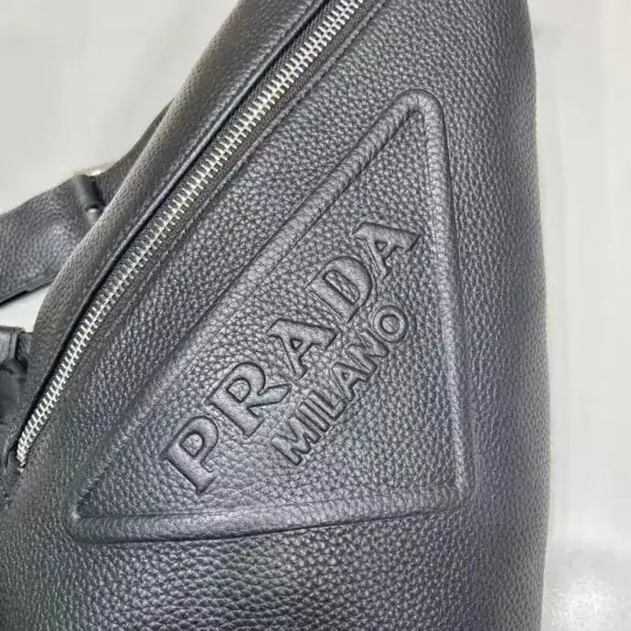 P Brand 2VZ098 New Crossbody Bag