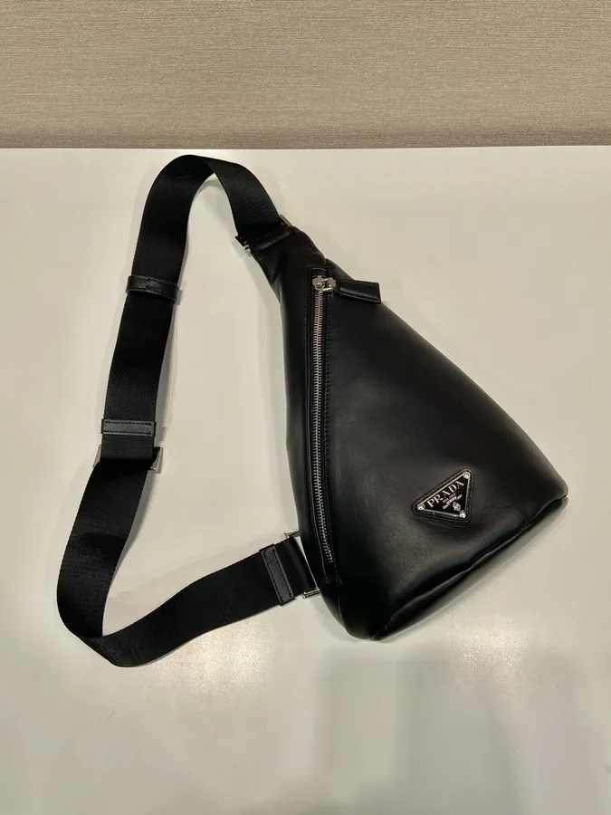 P Brand 2VZ098 Minimalist Crossbody Bag
