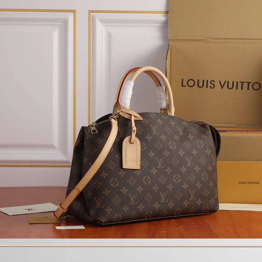 Petit Palais Tote Bag with Monogram Canvas and Leather Trim