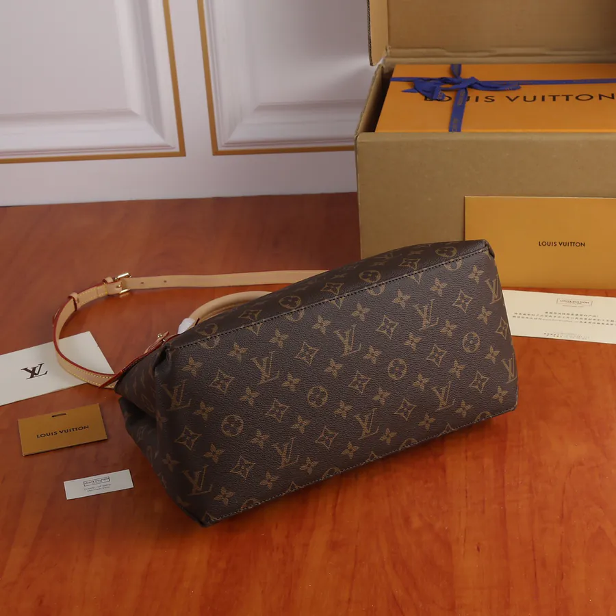 Petit Palais Tote Bag with Monogram Canvas and Leather Trim