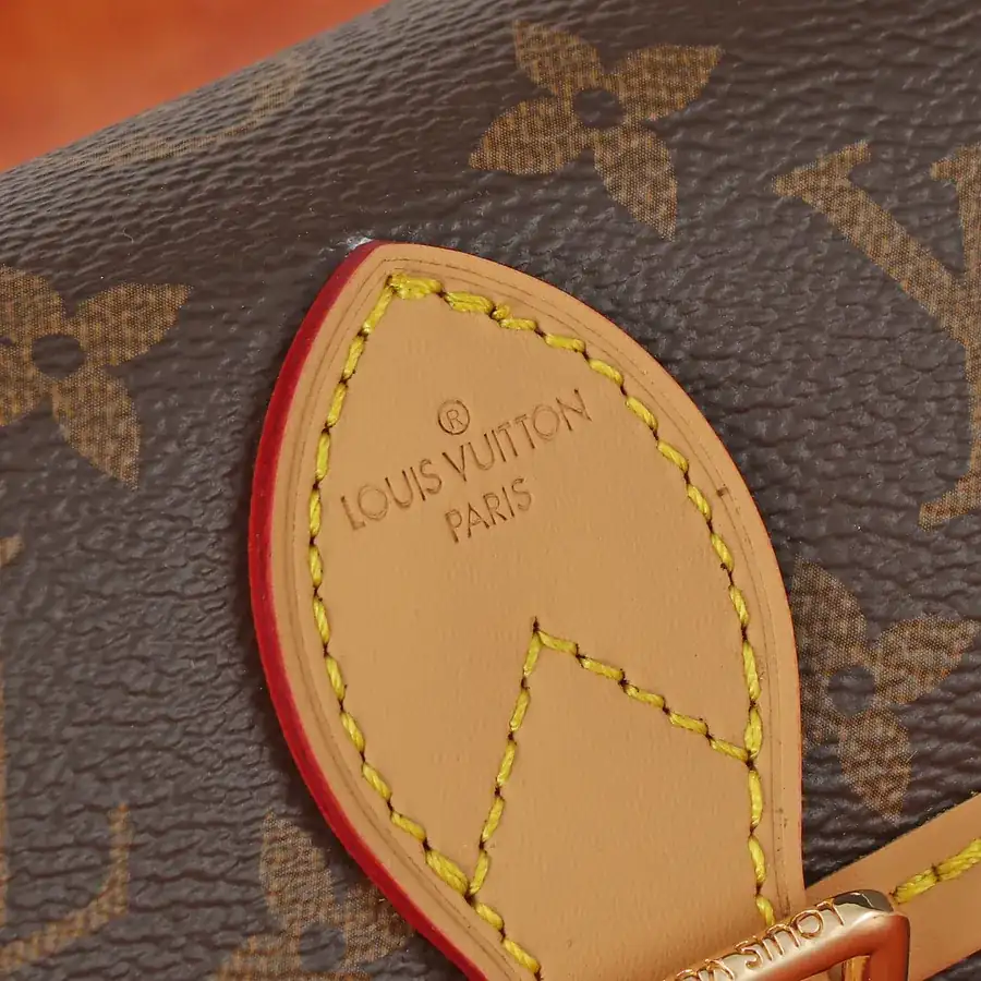 Nano DIANE Handbag Exclusive Channel, Premium Quality