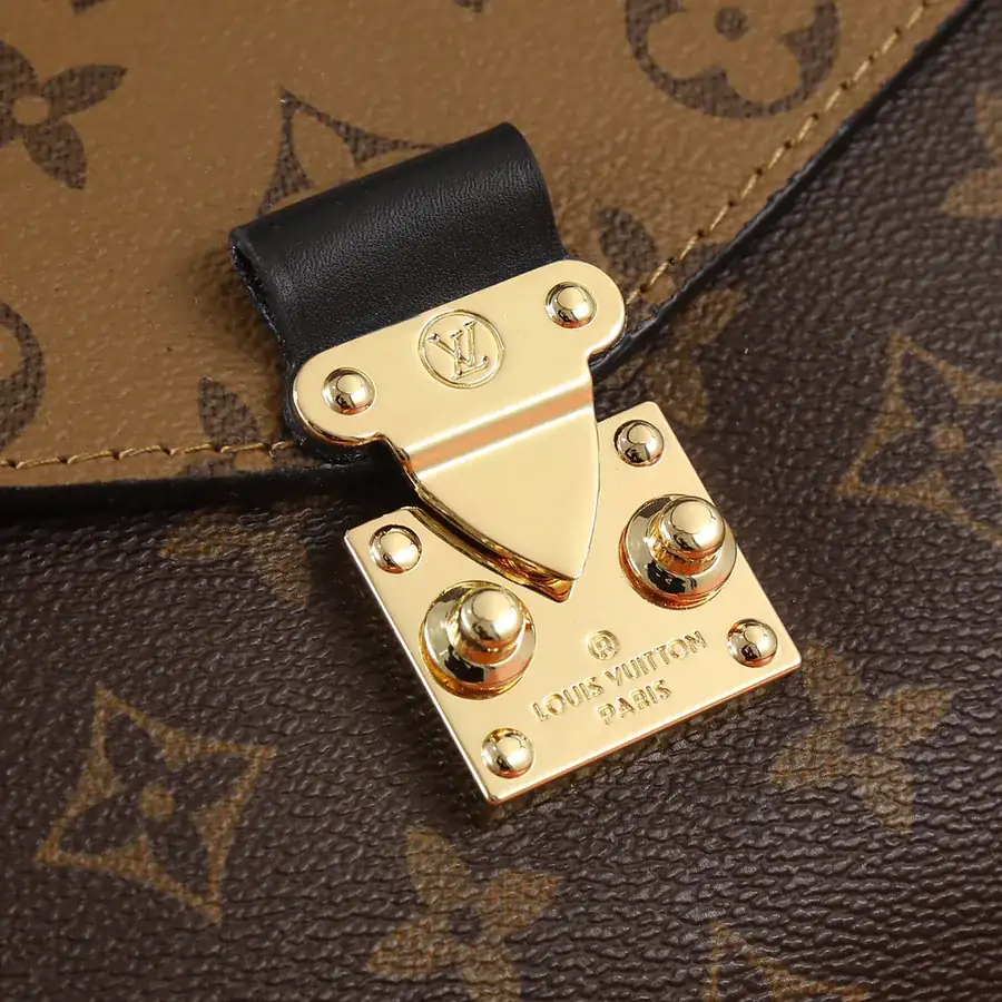 Chanel Pochette Métis Bucket Bag in Monogram Reverse Canvas