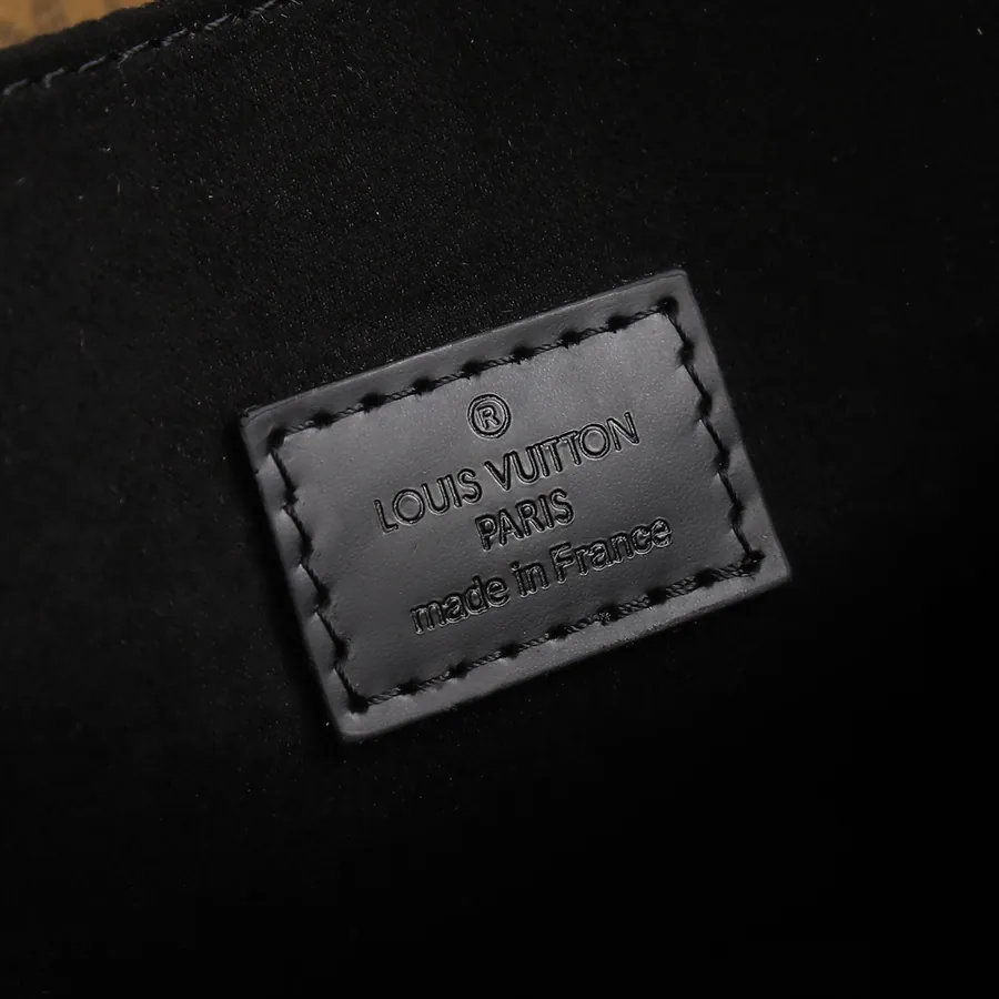 Chanel Pochette Métis Bucket Bag in Monogram Reverse Canvas