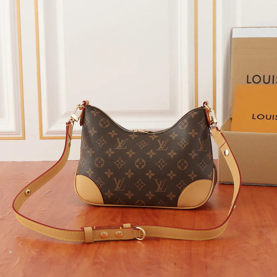 220 Replica Boulogne Handbag with Double Zip and 12 Pro Phone Compartment