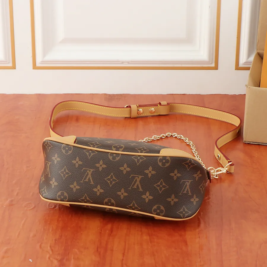 220 Replica Boulogne Handbag with Double Zip and 12 Pro Phone Compartment