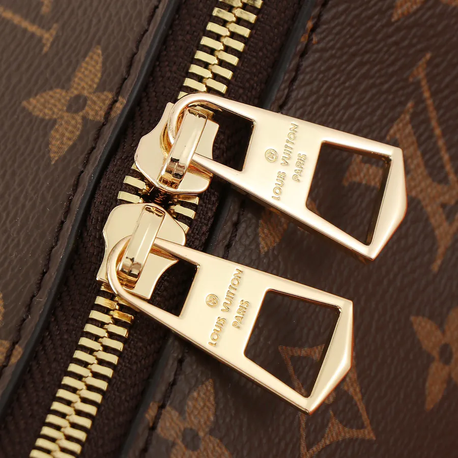 220 Replica Boulogne Handbag with Double Zip and 12 Pro Phone Compartment