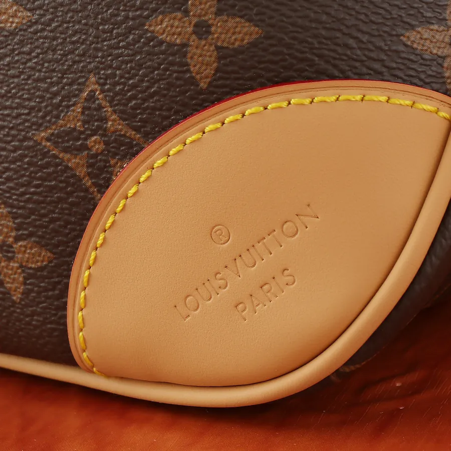 220 Replica Boulogne Handbag with Double Zip and 12 Pro Phone Compartment