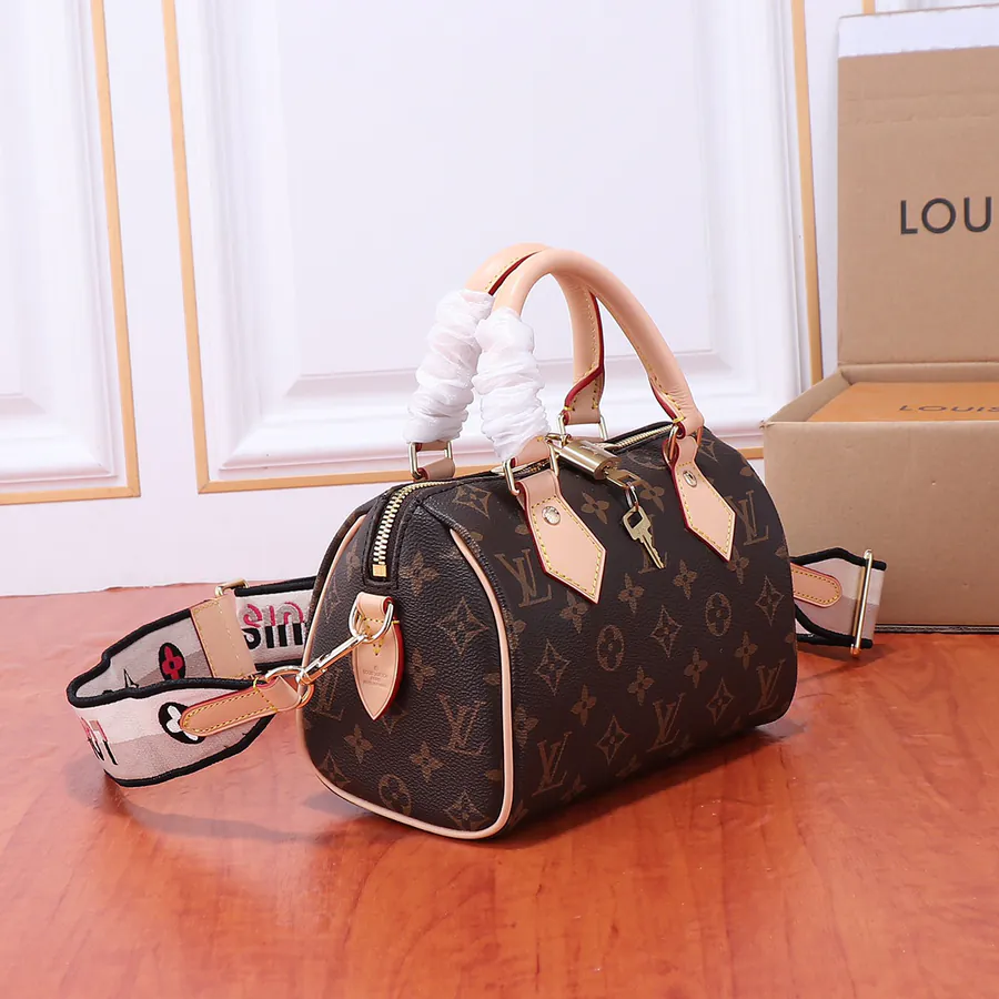 Speedy Bandoulière 20 in Monogram Canvas