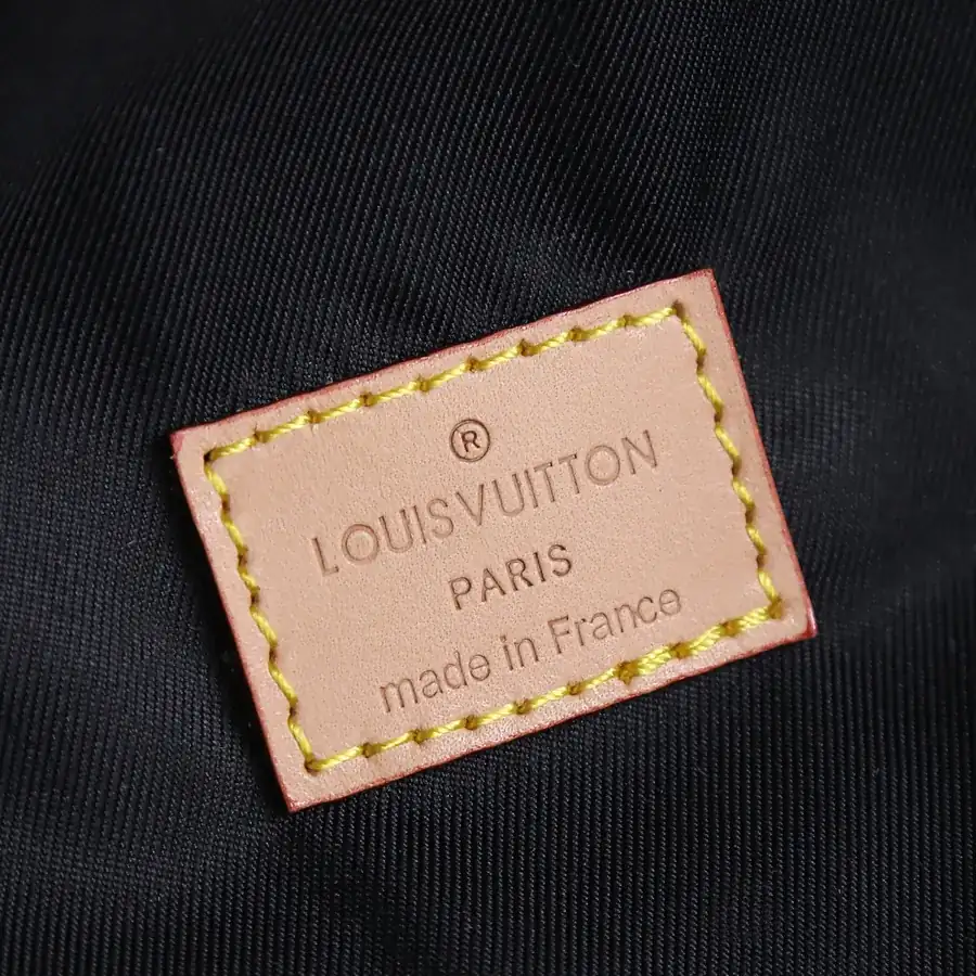 LV Bumbag Classic Monogram Canvas