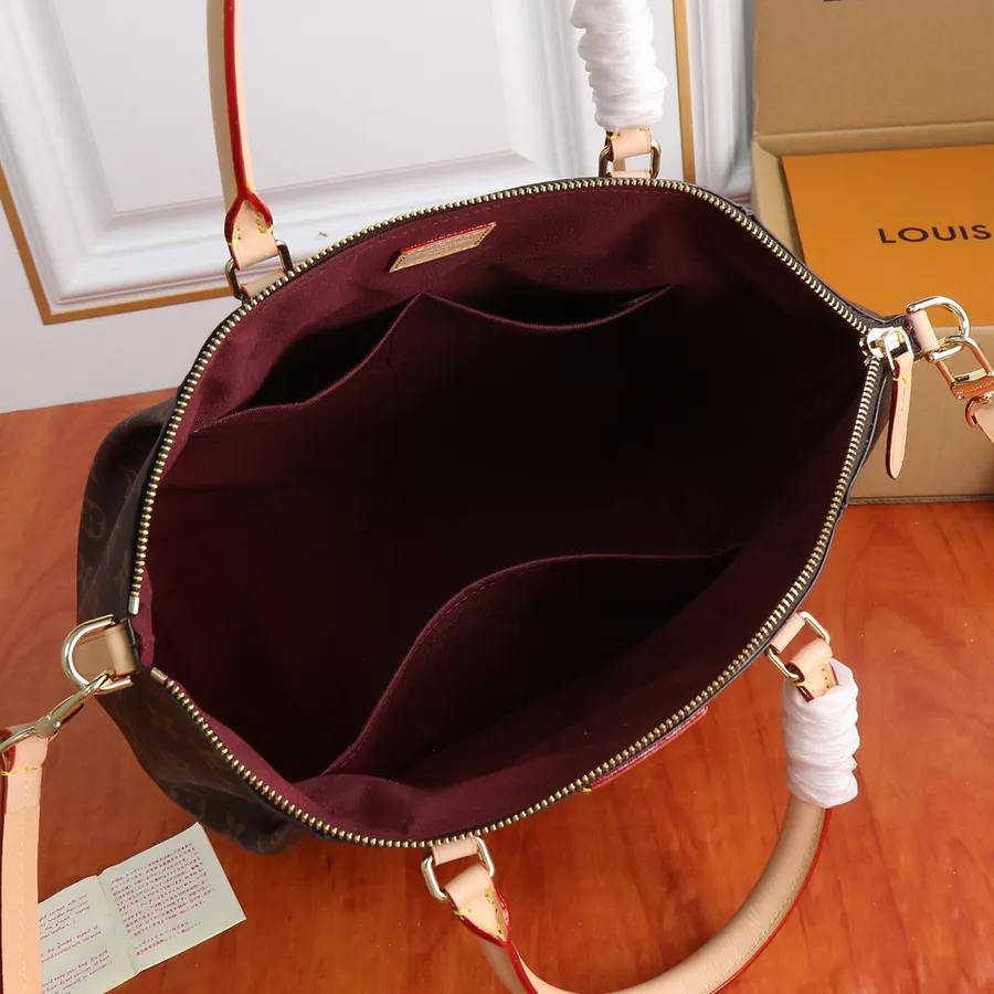 TURENNE Medium Handbag M48814