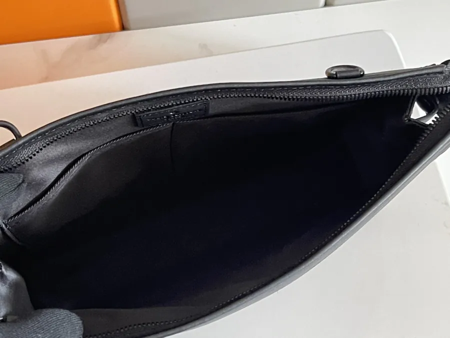 Top Original M59329 Men's Messenger Bag Aerogram Handbag