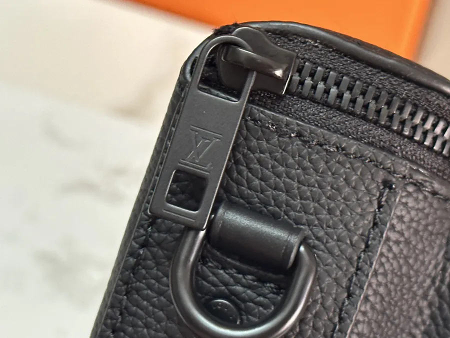 Pilot Mini Tote in Grained Calfskin