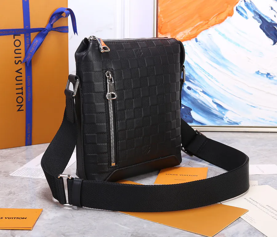 Apollo Shoulder Bag Monogram Grid Design, Fashion and Dynamic Style