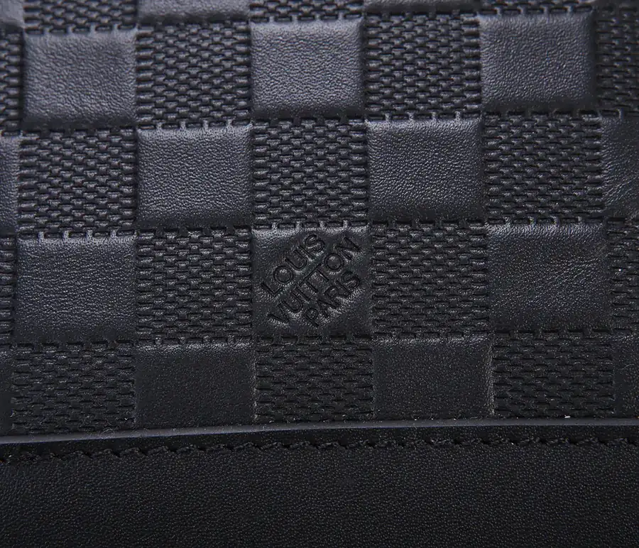 Apollo Shoulder Bag Monogram Grid Design, Fashion and Dynamic Style