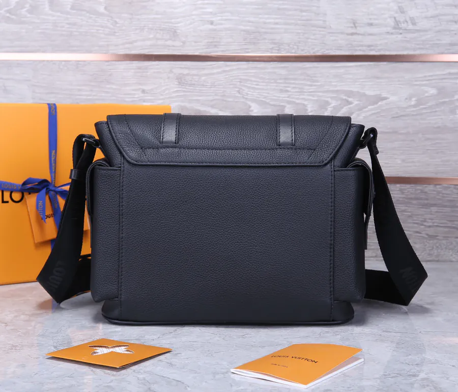 Christopher Shoulder Bag Classic Taurillon Leather Daily Commute