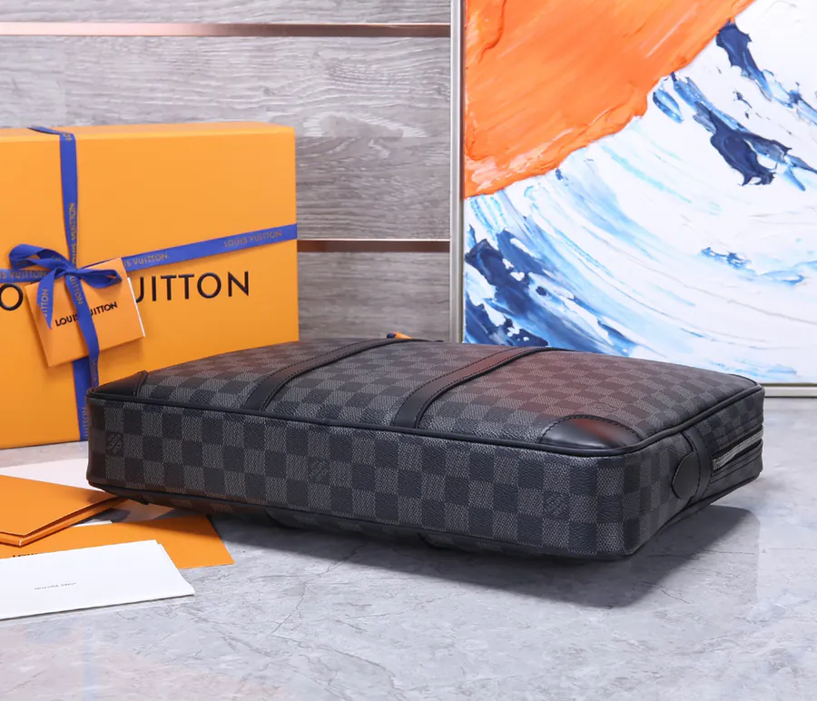 Louis Vuitton Porte Documents Voyage Monogram Macassar