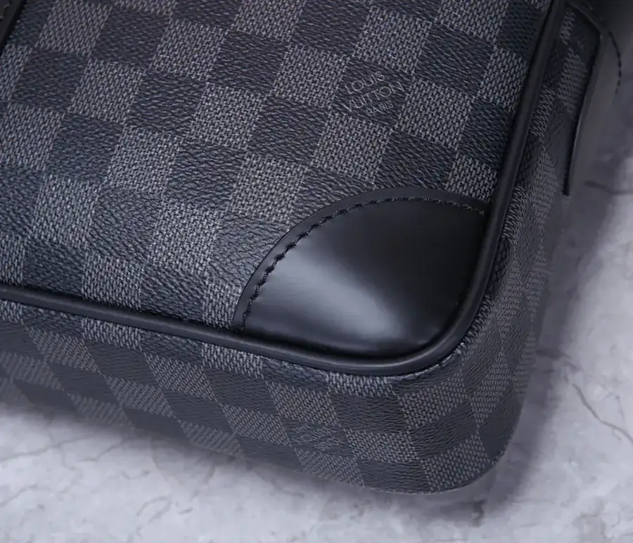 Louis Vuitton Porte Documents Voyage Monogram Macassar