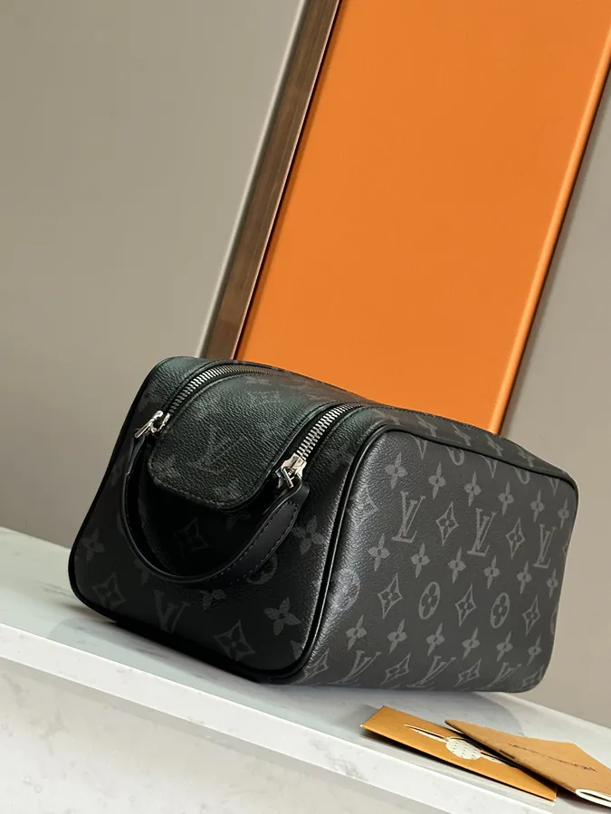 Loer Do Kit Monogram Eipse Canvas Cosmetic Bag