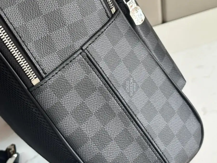 Black Grained Avenue Tote Damier Graphite Canvas