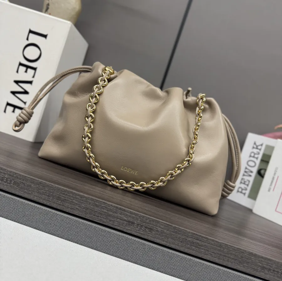 Flamenco Purse in Soft Nappa Sheepskin
