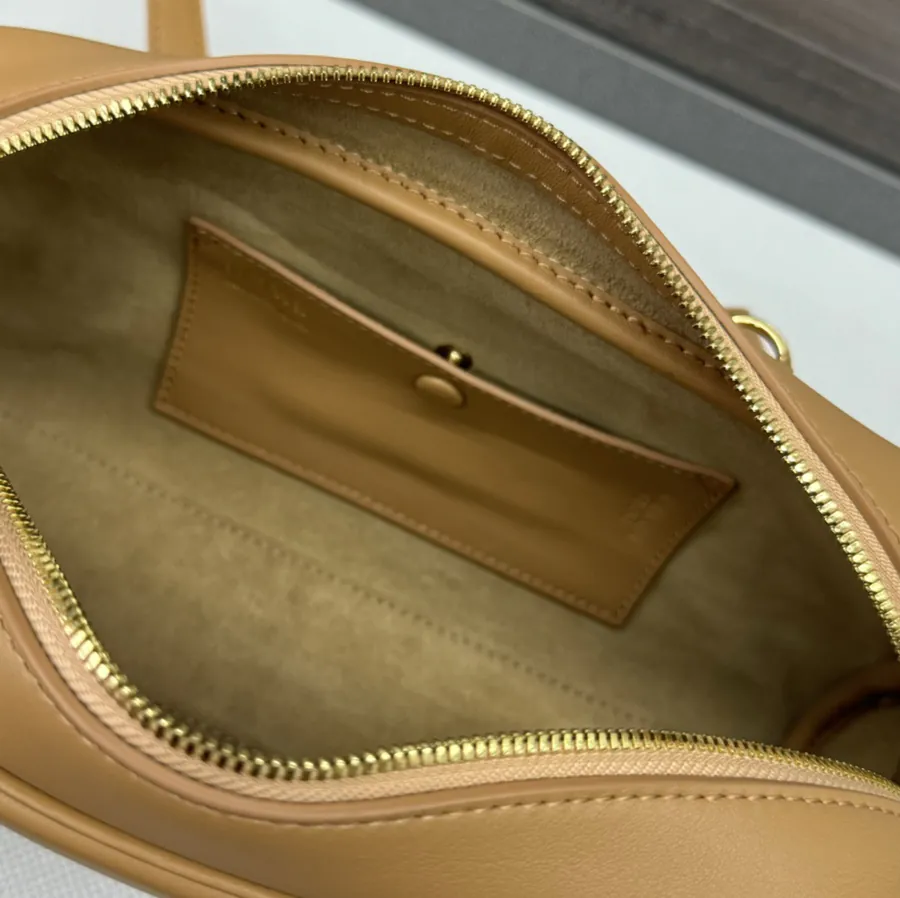 Mini Amazona 23 Cropped Handbag Bowling Bag