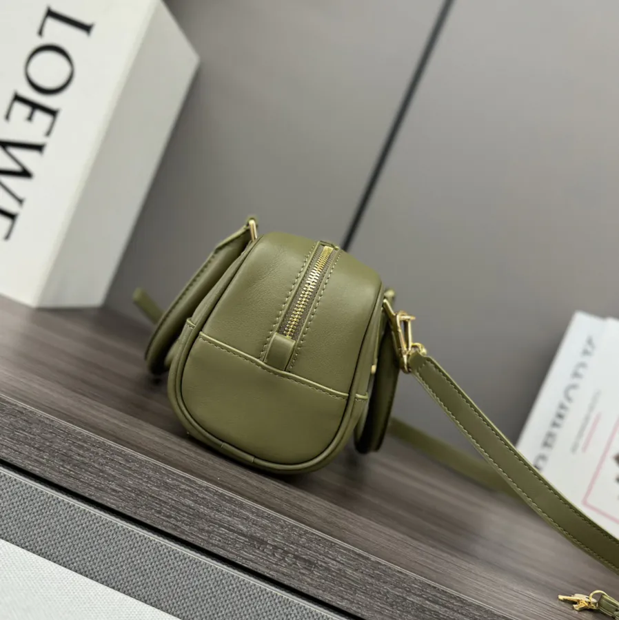 Mini Amazona 23 Cropped Handbag Bowling Bag