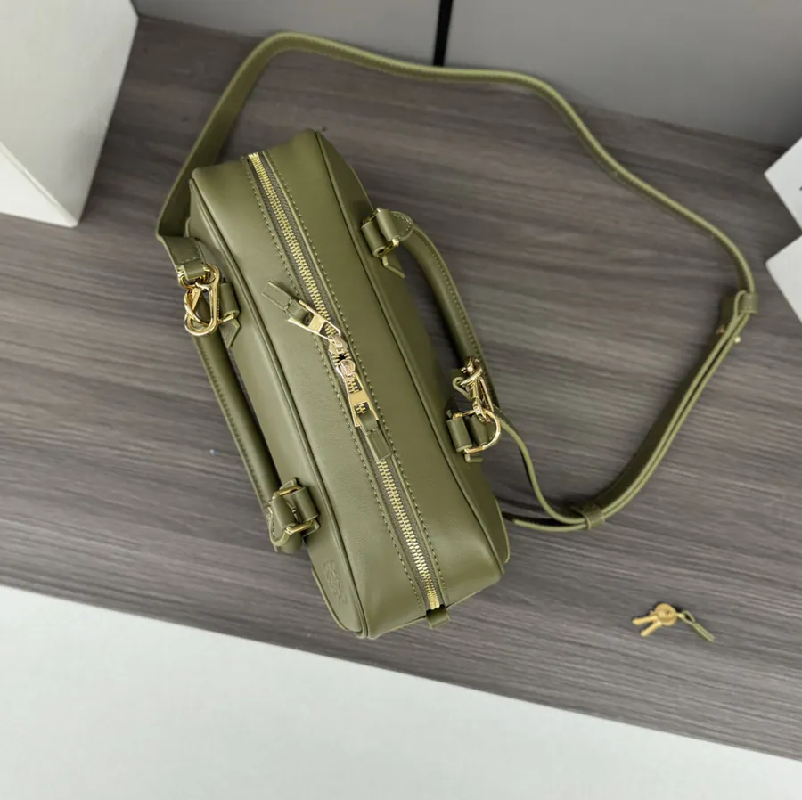 Mini Amazona 23 Cropped Handbag Bowling Bag