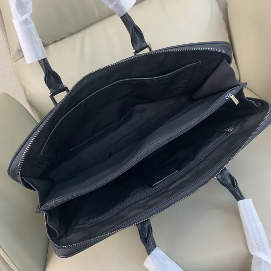 Mondaine Premium Grained Calfskin Briefcase