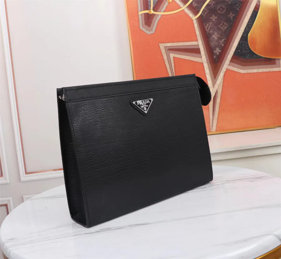 P Brand Men's Wallet Italian Calfskin, Classic Style