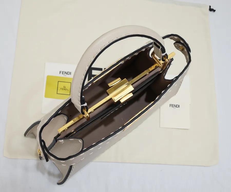 Fendi Peekaboo ISeeU Medium Handbag with Classic Hardware