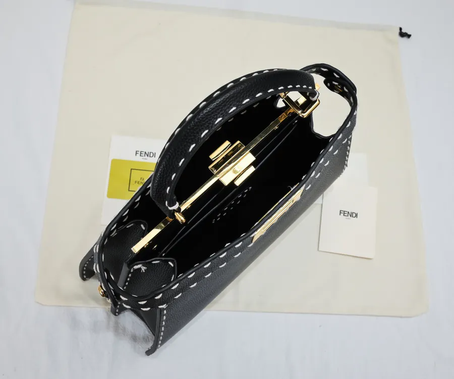 Fendi Peekaboo ISeeU Medium Handbag