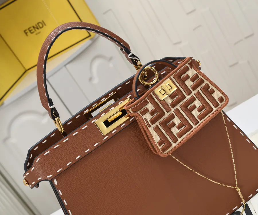 Fendi Peekaboo ISeeU Medium Handbag with Classic Hardware