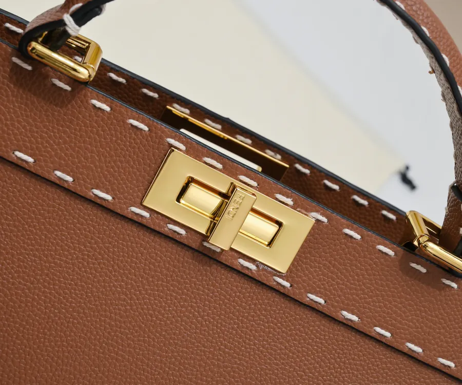 Fendi Peekaboo ISeeU Medium Handbag with Classic Hardware